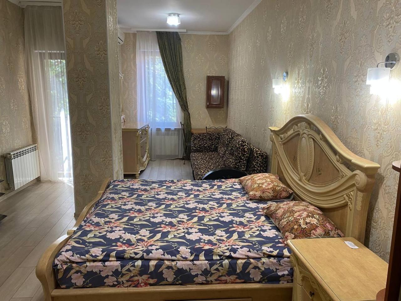 Valencia Hotel Одесса Экстерьер фото
